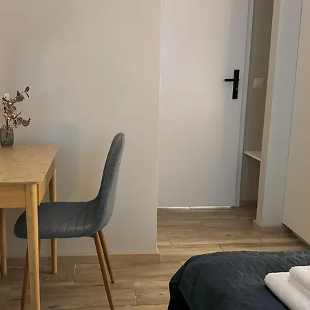 B2 - Noble - Haven - Shared Bathroom