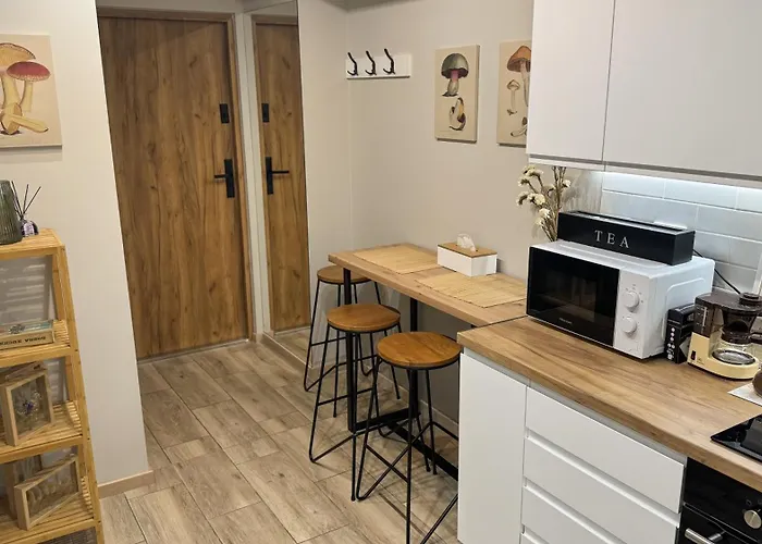 B2 - Noble - Haven - Shared Bathroom Apartament *